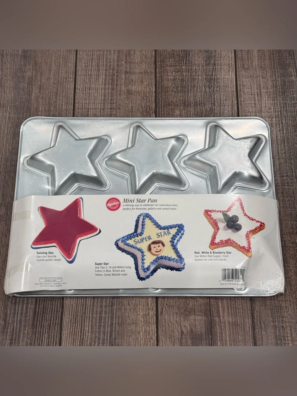 Set Of 3 Wilton Cookie Treat Pans Stars Hearts Ice Cream Cone